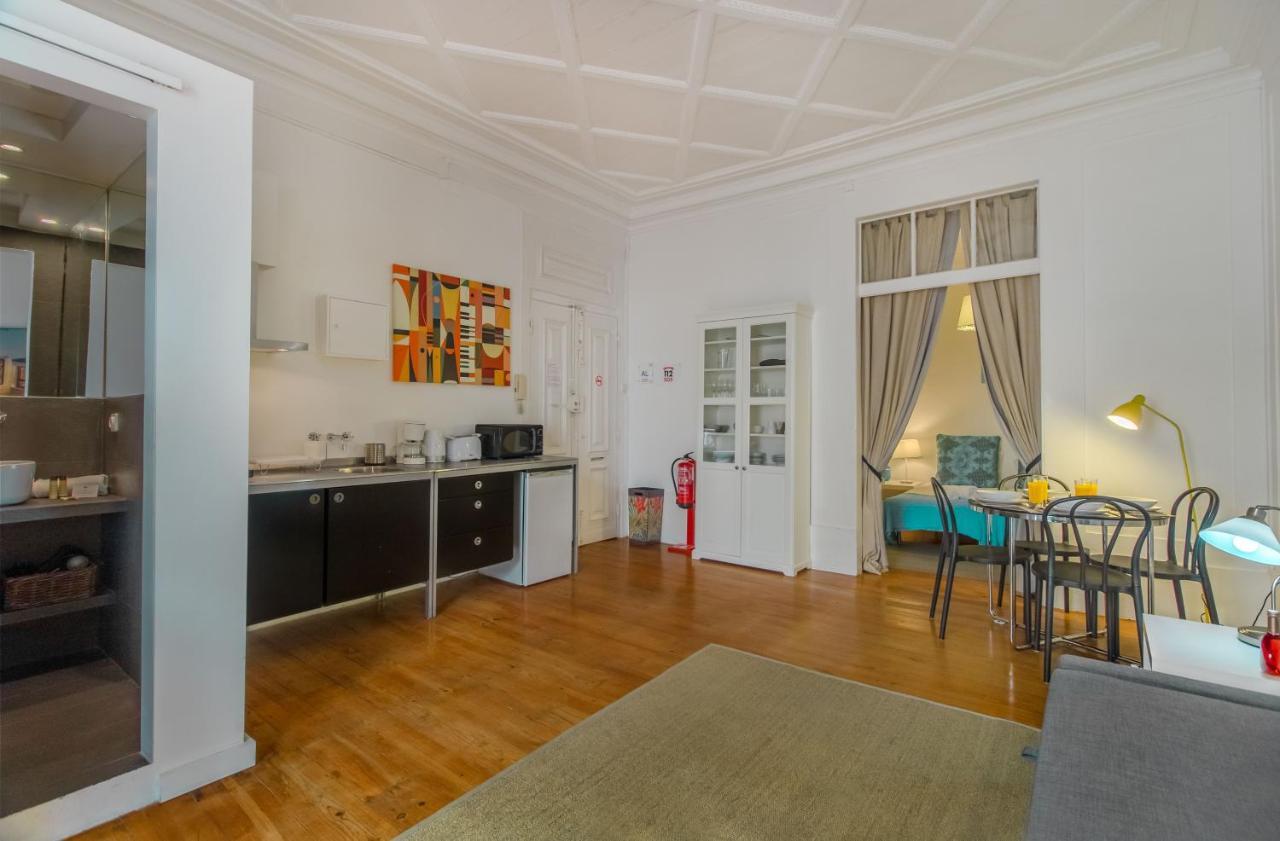 Chiado Balcony Apartment Lissabon Buitenkant foto